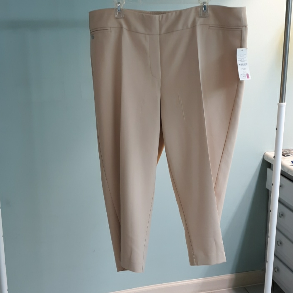 Womens dress Caprices